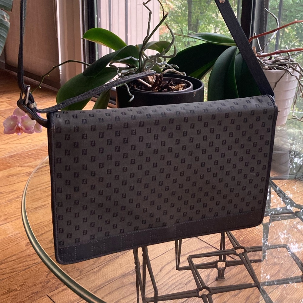 Vintage Fendi Zucca Shoulder Purse Logo Navy Bag